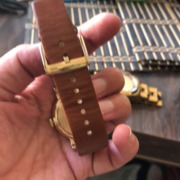 Marc Jacobs Watches /w box - Picture 4 of 16